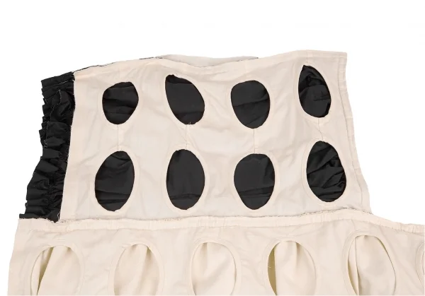 コムデギャルソンCOMME des GARCONS ホールレイヤードボックスシルエットワンピース 生成り黒フリー K-82808_004
