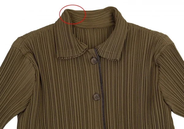 イッセイミヤケISSEY MIYAKE WHITE LABEL パイピングプリーツジャケット カーキ3 K-82831_003