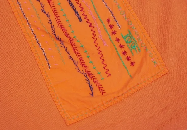 イッセイミヤケ ハートISSEY MIYAKE HaaT フロント刺繍貼り付けタンクトップ オレンジ2 K-83314_008