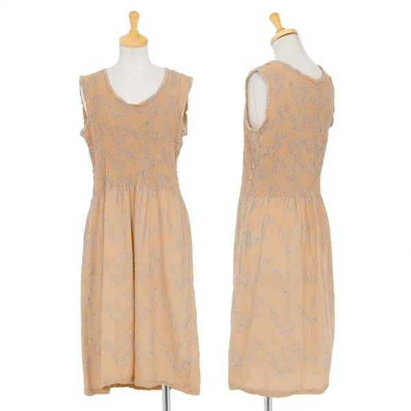 イッセイミヤケミーISSEY MIYAKE me カリフラワー刺繍ワンピース モカM位 K-83329_001