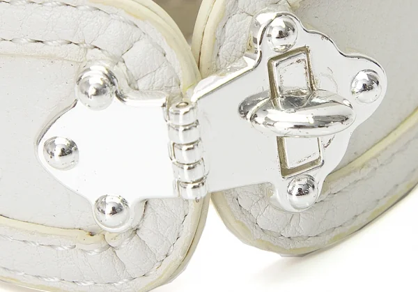 ビーシービージーマックスアズリアBCBGMAXAZRIA レザーバングル 白 K-84105_003