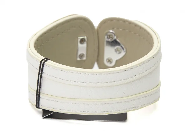 ビーシービージーマックスアズリアBCBGMAXAZRIA レザーバングル 白 K-84105_005