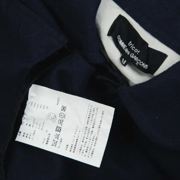 トリコ コムデギャルソンtricot COMME des GARCONSベロアテープ切替ウールハーフコート 紺M K-84702_018