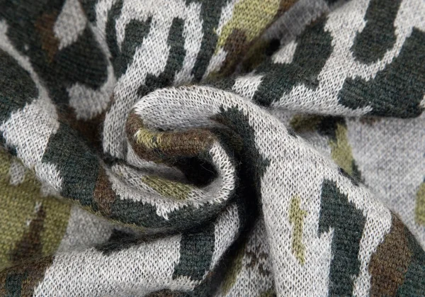 ホワイトマウンテニアリングWhite Mountaineering ウールカモフラ柄ニットカーディガン 緑グレー0 K-84804_013