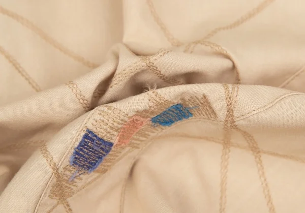 イッセイミヤケハートISSEY MIYAKE HaaT 刺繍ステッチデザインシャツ ベージュ2 K-85064_016