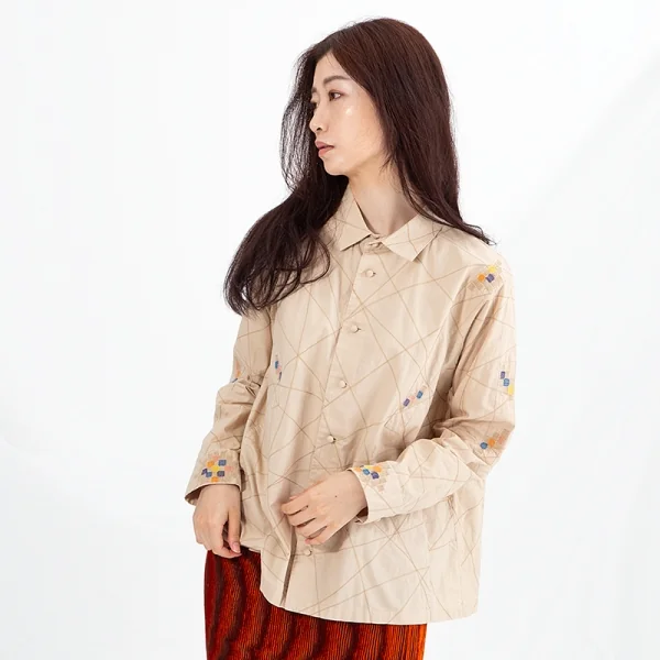 イッセイミヤケハートISSEY MIYAKE HaaT 刺繍ステッチデザインシャツ ベージュ2 K-85064_017