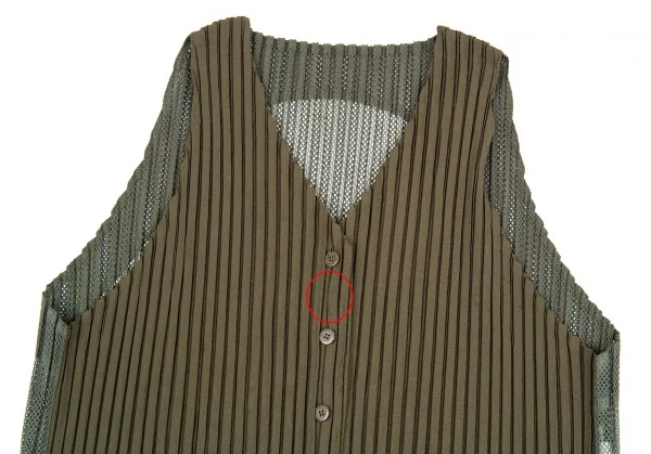 イッセイミヤケISSEY MIYAKEバックメッシュ切替プリーツジレベスト カーキM K-86542_003
