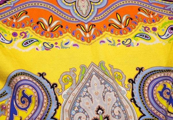 エトロETRO カラフルペイズリーVネックTシャツ マルチ38 K-86565_010