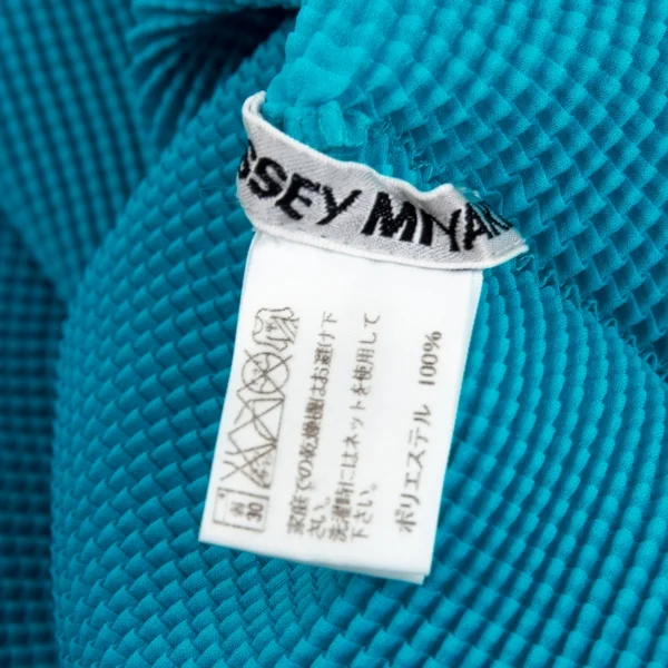 イッセイミヤケISSEY MIYAKE フリル装飾ボックスプリーツカットソー ターコイズ2 K-86608_014