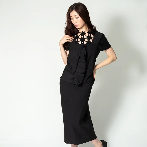 コムデギャルソンCOMME des GARCONS 製品染めエステルフロントフリル変形エプロンワンピース 黒XS K-86707_013