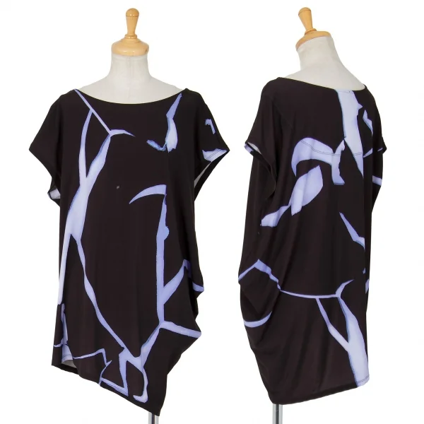 イッセイミヤケISSEY MIYAKE ひび割れプリントアシンメトリーノースリーブ 黒2 K-86997_001