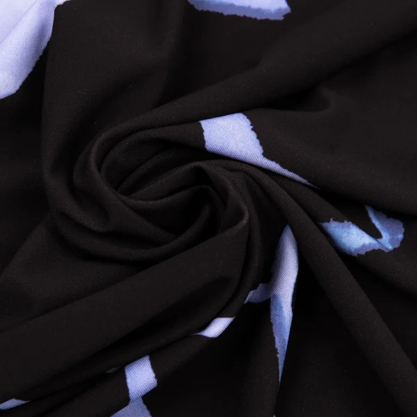 イッセイミヤケISSEY MIYAKE ひび割れプリントアシンメトリーノースリーブ 黒2 K-86997_014