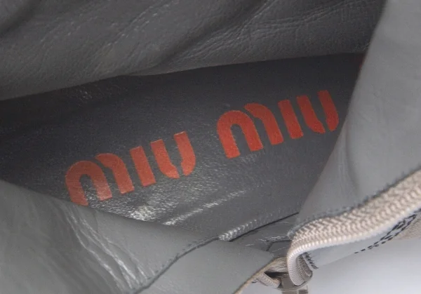 ミュウミュウmiumiu カッティングレザーブーツ モカ37.5(24) K-87546_014