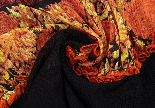 ジャンポールゴルチエ ファムJean Paul GAULTIER FEMME フラワープリントパワーネットギャザートップス 黒他40 K-87641_013