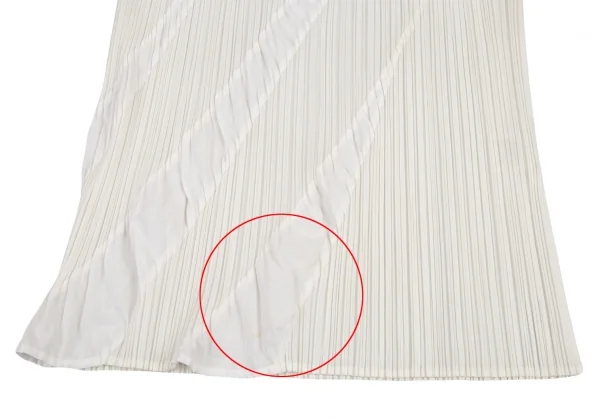 プリーツプリーズPLEATS PLEASE バイアス切替プリーツタンクトップ 白3 K-87899_006