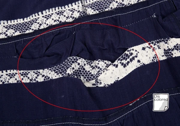 トリココムデギャルソンtricot COMME des GARCONS レースプリント裏使いティアードタックラップスカート 紺フリー K-87930_009