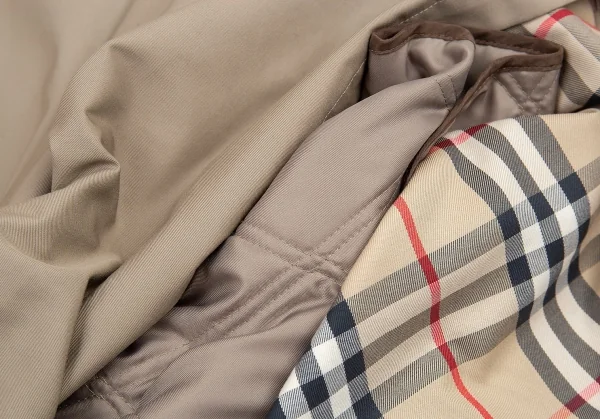 バーバリーBURBERRY LONDON 中綿ライナー裏ノバチェックステンカラーコート モカ42 K-88849_017