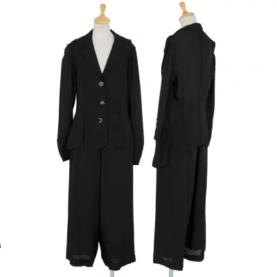 ツモリチサトTSUMORI CHISATO レーヨンデザインメタルボタンセットアップスーツ 黒