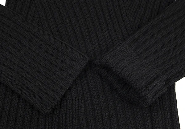 エンポリオアルマーニEMPORIO ARMANI フロント切替デザインVネックリブニット 黒40 K-89128_006