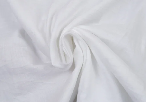 イッセイミヤケISSEY MIYAKE シワ加工グラフィックプリントTシャツ 白L位 K-89696_011