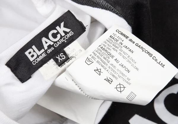 ブラックコムデギャルソンBLACK COMME des GARCONS トロンプルイユロゴプリントTシャツ 白黒XS K-89787_013