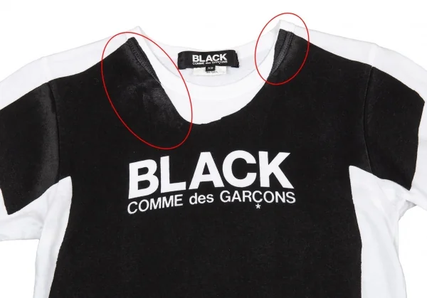 ブラックコムデギャルソンBLACK COMME des GARCONS トロンプルイユロゴプリントTシャツ 白黒XS K-89787_002