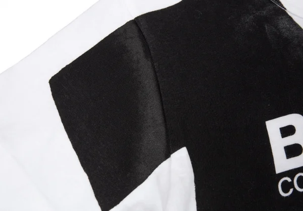 ブラックコムデギャルソンBLACK COMME des GARCONS トロンプルイユロゴプリントTシャツ 白黒XS K-89787_005