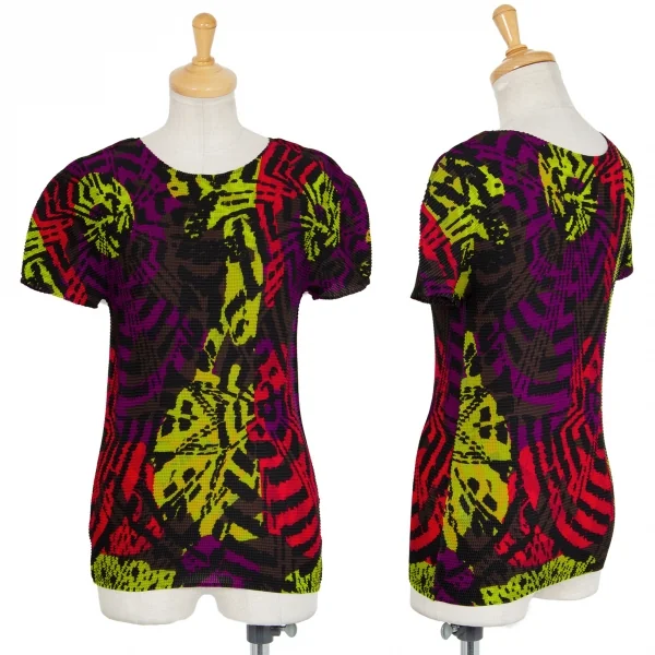 イッセイミヤケ ミーISSEY MIYAKE me マルチプリントボックスプリーツTシャツ 黒マルチM位 K-89802_001