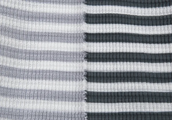 イッセイミヤケ ミーISSEY MIYAKE me フロントボーダーメッシュプリーツハイネックノースリーブ 白深緑M位 K-90084_011