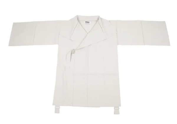 イッセイミヤケISSEY MIYAKE 132 5. ボックスシルエットベルテッドコート ライトグレー3 K-90735_002