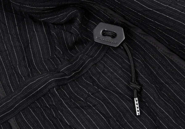 イッセイミヤケ メンISSEY MIYAKE MEN ウールポリストライプシワ加工ジャケット 黒4 K-90884_014