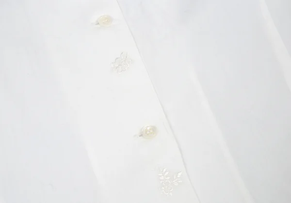 マドモアゼルノンノンMademoiselle NON NON 前立フラワー刺繍シャツ 白M位 K-91147_012