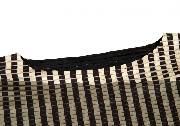 イッセイミヤケISSEY MIYAKE プリントワイドトップス ベージュ黒M位 K-91415_004
