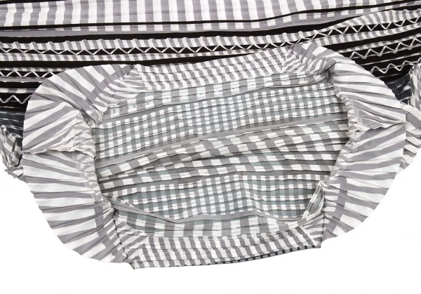 イッセイミヤケISSEY MIYAKE プリント五分袖チュニック 白黒グレーM位 K-91416_009