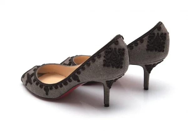 クリスチャンルブタンChristian Louboutin オープントゥ刺繍デザインパンプス グレー38 1/2(24.5) K-91565_008