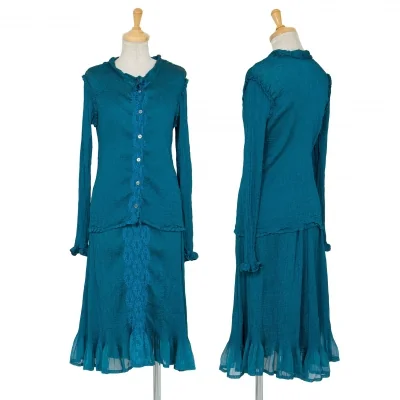 イッセイミヤケ ミーISSEY MIYAKE me スクエア刺繍プリーツセットアップ 水色