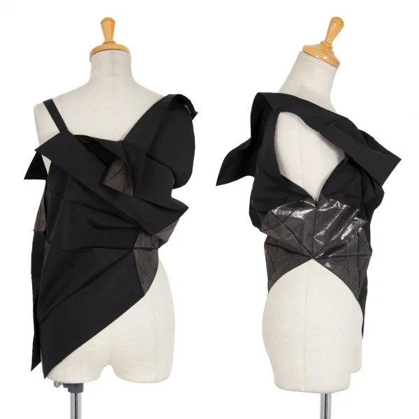 イッセイミヤケISSEY MIYAKE 132 5. 箔プリントデザインノースリーブ 黒S位 K-92266_002