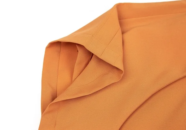 イッセイミヤケISSEY MIYAKE 132 5. オーバルくり抜きスクエアシルエットトップス オレンジ3 K-92622_004