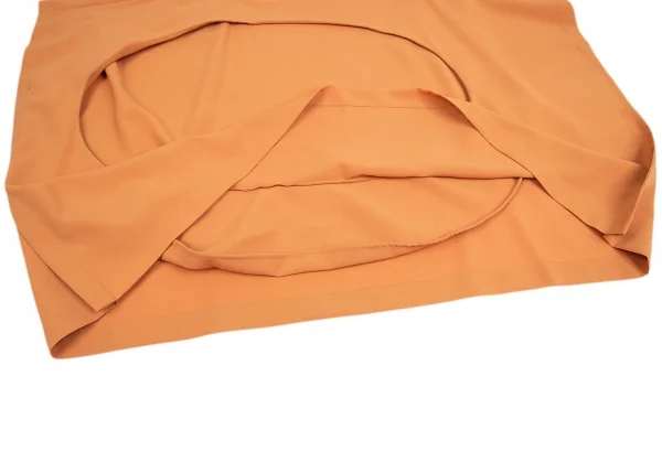 イッセイミヤケISSEY MIYAKE 132 5. オーバルくり抜きスクエアシルエットトップス オレンジ3 K-92622_008