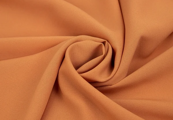 イッセイミヤケISSEY MIYAKE 132 5. オーバルくり抜きスクエアシルエットトップス オレンジ3 K-92622_011