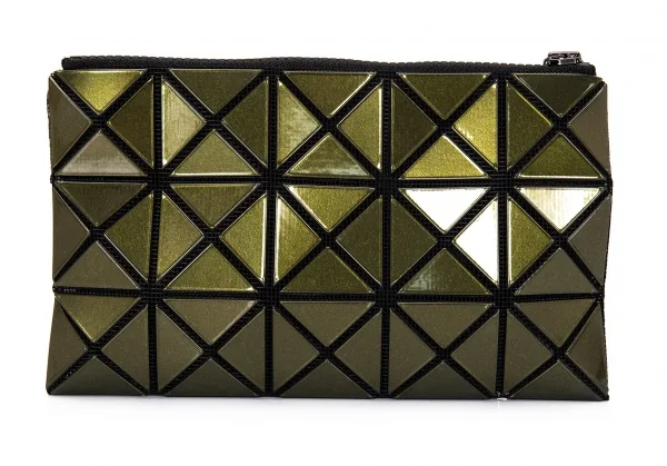 バオバオ イッセイミヤケ BAO BAO ISSEY MIYAKE 3×5ルーセントプリズムフラットポーチ メタリックカーキ K-92637_004