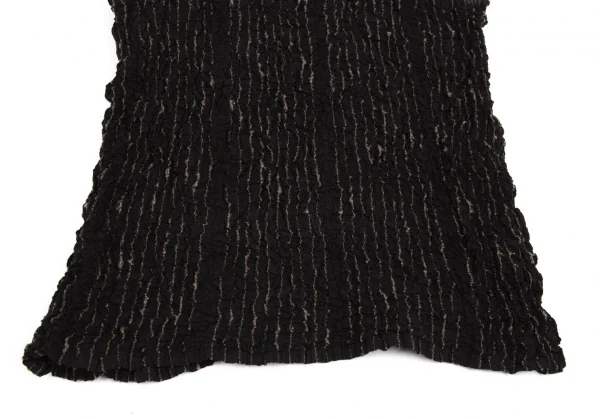 イッセイミヤケミーISSEY MIYAKE me ストライプ刺繍シワ加工タンクトップ 黒F K-93719_005