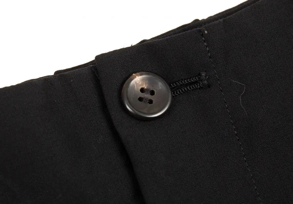 イッセイミヤケISSEY MIYAKE ウールトロフロントスリットスカート 黒L K-93975_004