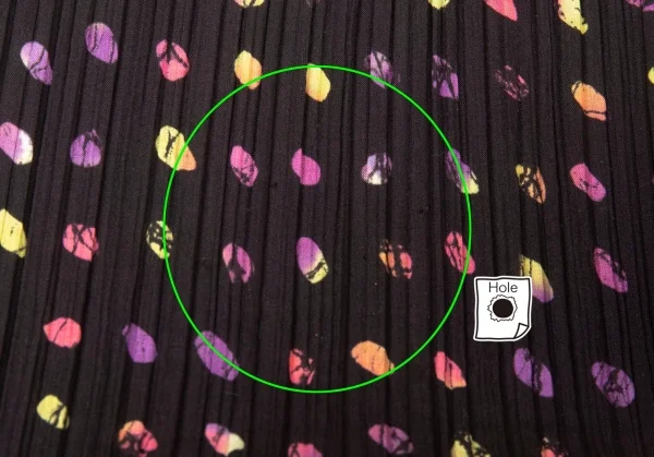 イッセイミヤケ フェットISSEY MIYAKE FETE ドットグラフィックプリントプリーツタンクトップ 黒マルチ2 K-94106_004