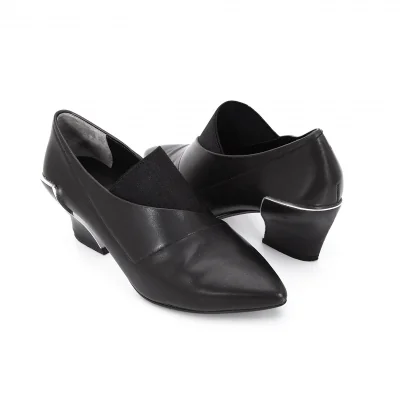 イッセイミヤケ×ユナイテッドヌードISSEY MIYAKE×UN メタルヒールレザーシューズ