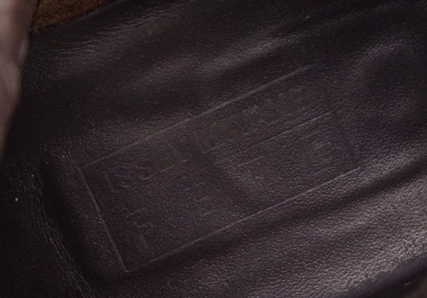 イッセイミヤケ フェットISSEY MIYAKE FETE タックレザーヒールブーツ 茶23.5 K-94122_018