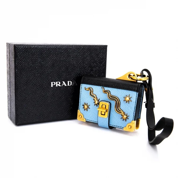 プラダ PRADA メモ帳ブック型バッグチャーム 水色 K-94212_001