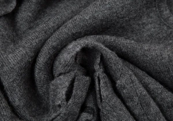 イッセイミヤケ ハートISSEY MIYAKE HaaT ウールカットデザインホルターネックエプロンニットワンピース グレー2 K-94283_011