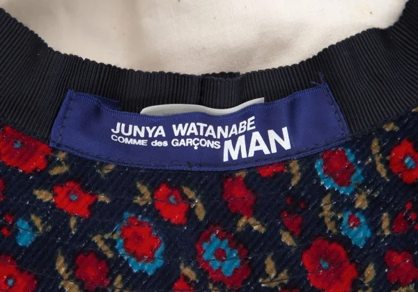 ジュンヤワタナベマン コムデギャルソンJUNYA WATANABE MAN COMME des GARCONS 小花プリントコーデュロイハット 青赤 K-94479_013