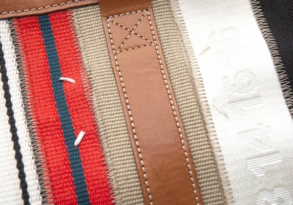 メゾンマルタンマルジェラ 11 レザーショルダーバッグ 本革 シボ革 キャメル メゾンマルタンマルジェラ 11 レザーショルダーバッグ 本革 シボ革